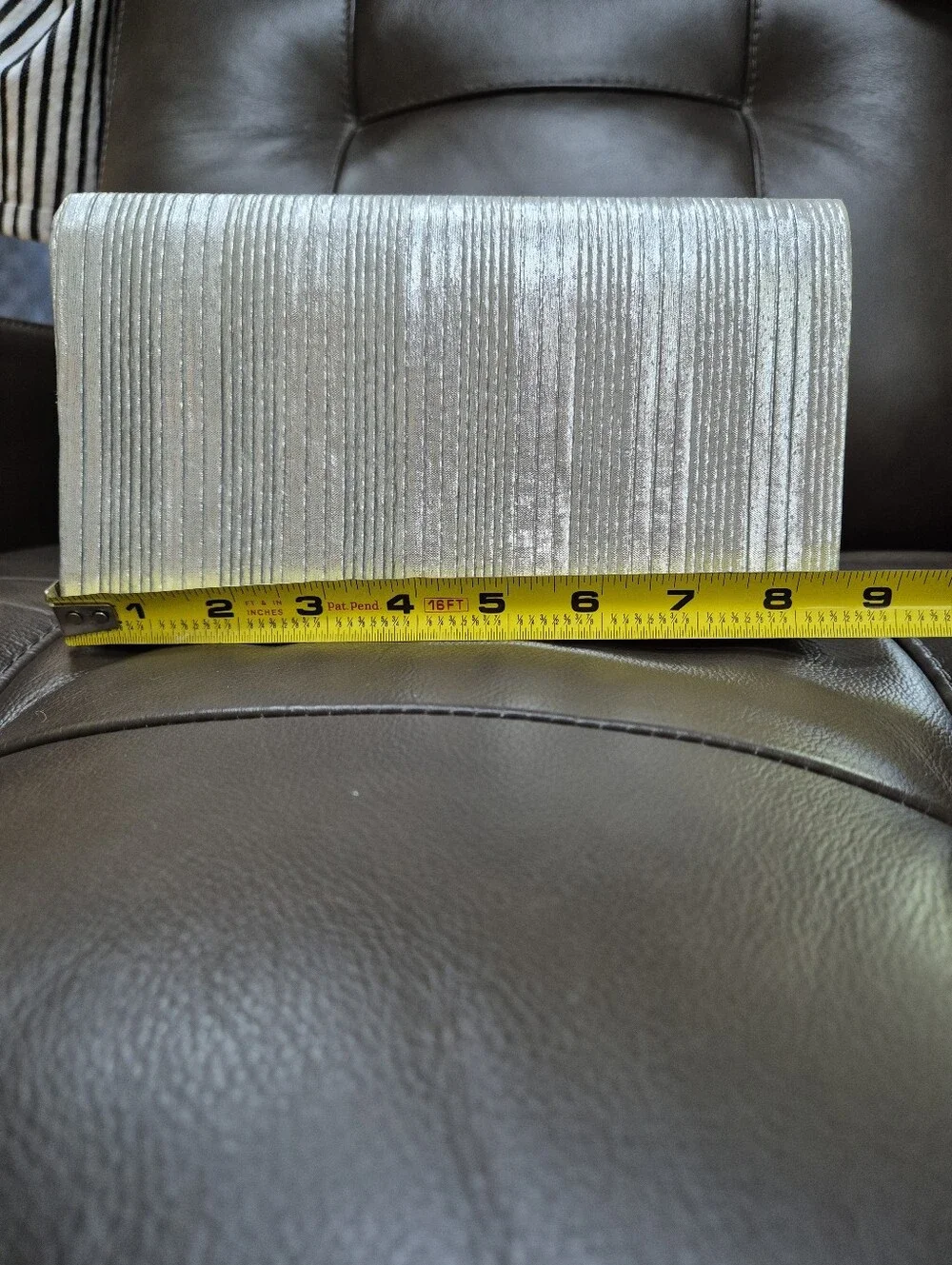 La Regale Silver Pleated Evening Clutch Bag NWOT